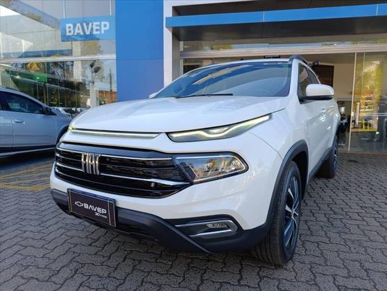 FIAT TORO 2.0 16V TURBO DIESEL FREEDOM 4WD AT9 FIAT TORO 2.0 16V TURBO DIESEL FREEDOM 4WD AT9